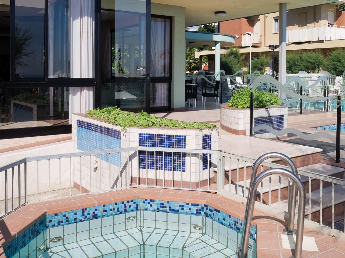 Hotel Universal Bellaria-Igea Marina Exterior photo